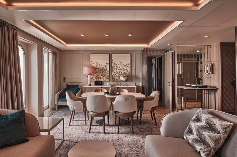 Silversea Silver Endeavour Grand Suite