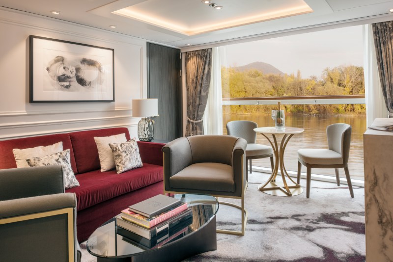 Riverside Mahler Owners Suite Wohnbereich mit Aussicht auf den Fluss