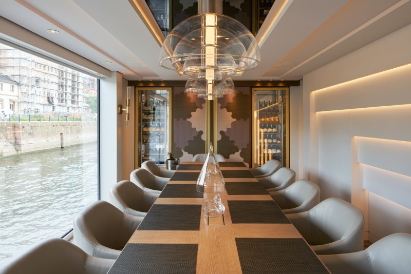 Riverside Luxury Cruises Debussy Vintage Room