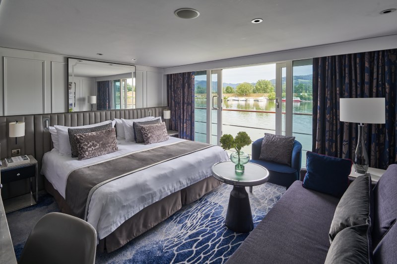 Riverside Mozart Penthouse Suite