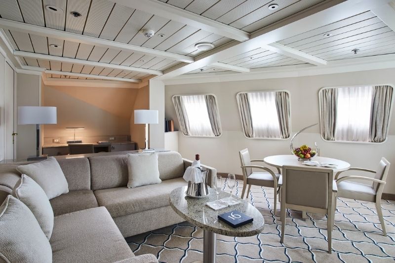 Silversea Silver Cloud Royal Suite