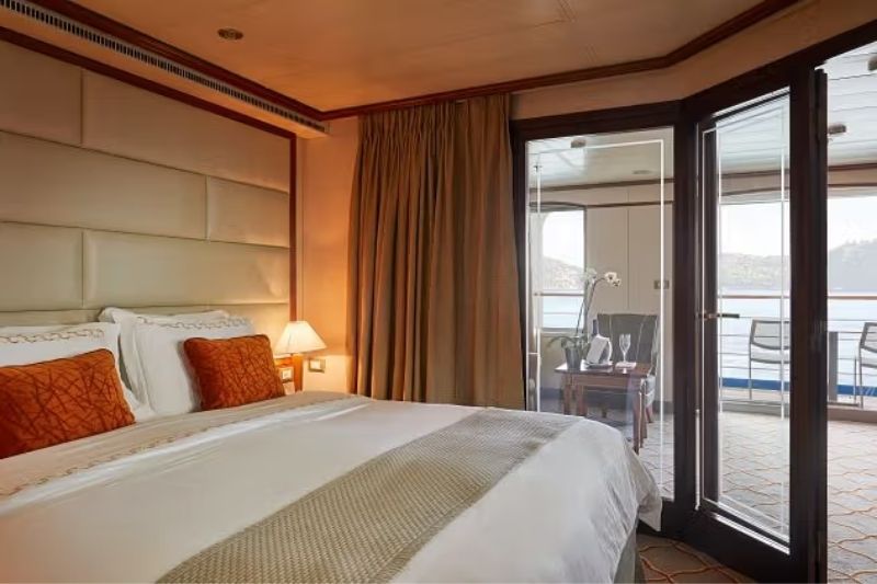 Silversea Silver Whisper Medaillon Suite