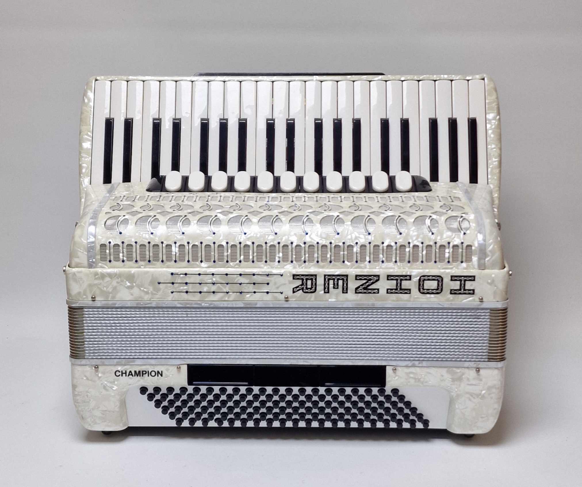 Hohner Champion, weiß