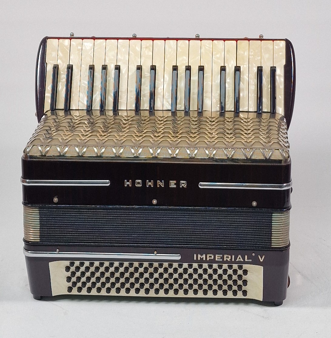 Hohner Imperial V, braun