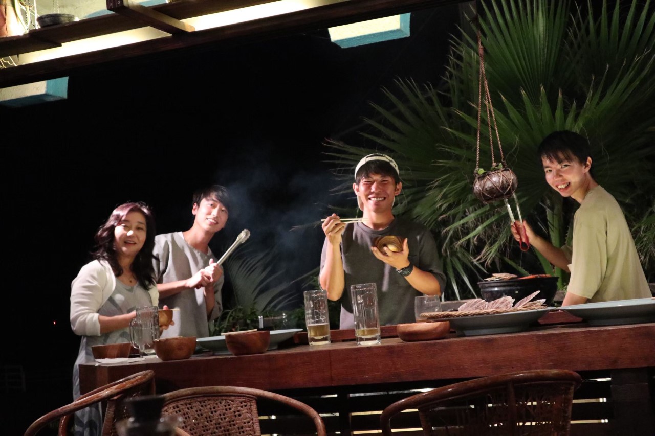 夕飯はバーベキュー！（2019年学部合宿）