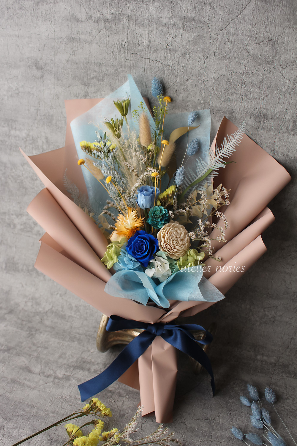 エレーヌ　プリザーブドフラワーの花束　ブルー（L)