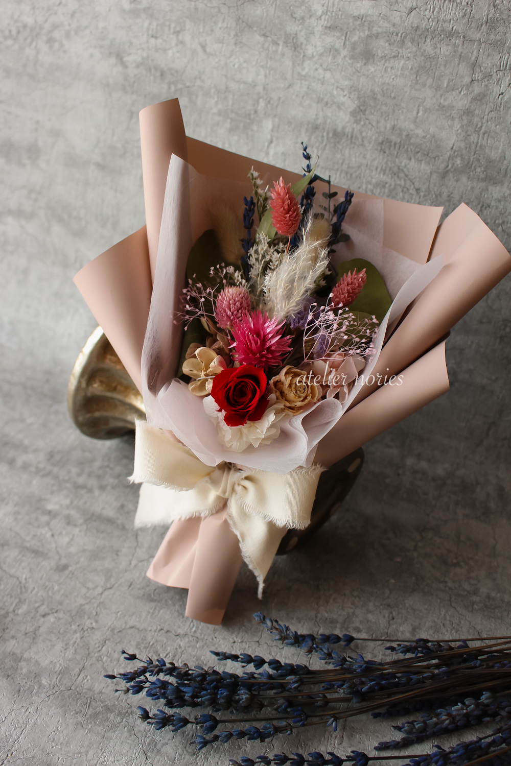 Helene エレーヌ　ドライフラワーの花束　（S)