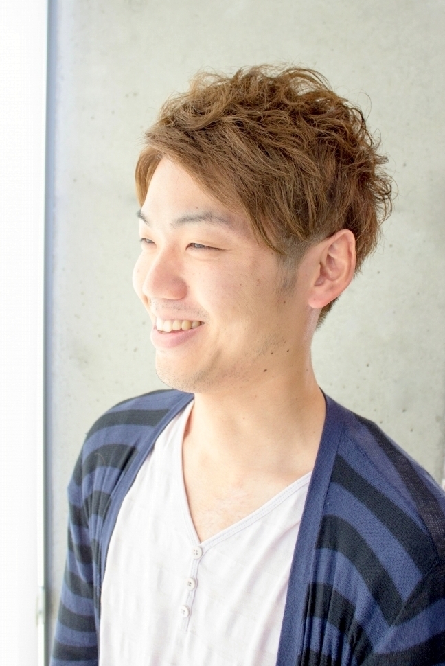 メンズ ザクロペインター認定店 40代からのエイジングケアサロン 那覇市おもろまち 銘苅の美容室トータルビューティステラ メンズ ザクロペインター認定店 40代からのエイジングケアサロン 那覇市おもろまち 銘苅の美容室トータルビューティステラ