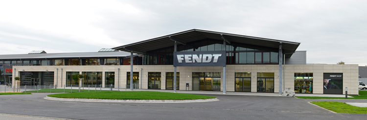  FENDT FORUM MARKTOBERDORF | Neubau, Erweiterung Ausstellungsgebäude | Bauherr AGCO GmbH, Marktoberdorf | LP 3 – 7,  8 teilw. | Nething Generalplaner, Neu-Ulm | Fotos Michael Kuderna