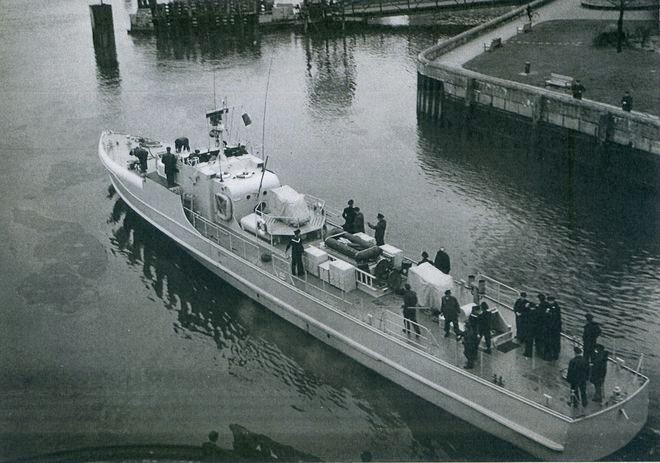 S 3 auf der Fahrt zur Indienststellung als "Seeschwalbe am 16.04.1957 - Bild: Lürssen