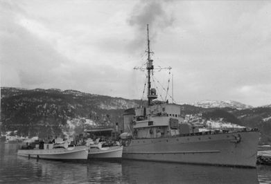 "S 13", "S 15" und "M 2" in Bergen 1943 - Foto: Archiv E. Skjold