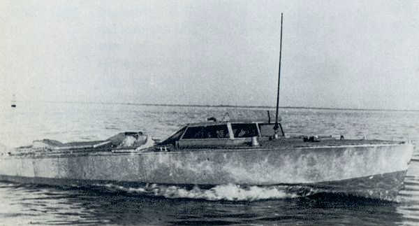 Deutsches Klein-Schnellboot vom italienischen Typ SMA – Bild aus Fock "Schnellboote Bd. 2"