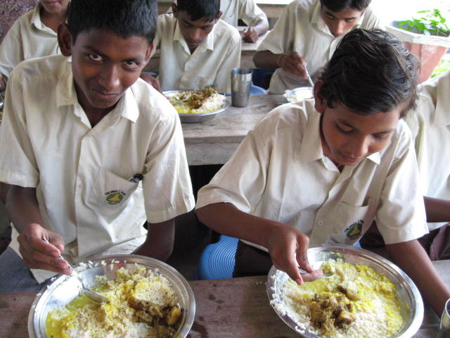 We provide everyday lunch so that students can be healthier.