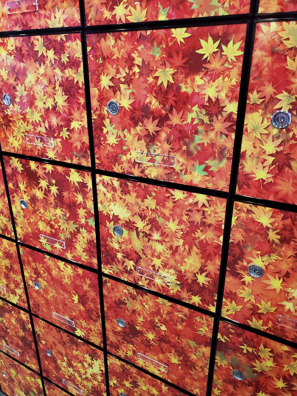 紅葉イメージ納骨壇/水ガラス仕様