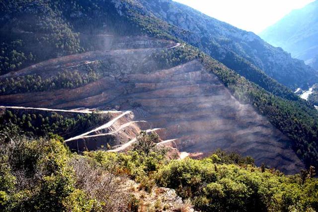 Una sentencia declara nul el programa de restauració de la macrocantera de Comacsa a l’Alt Urgell