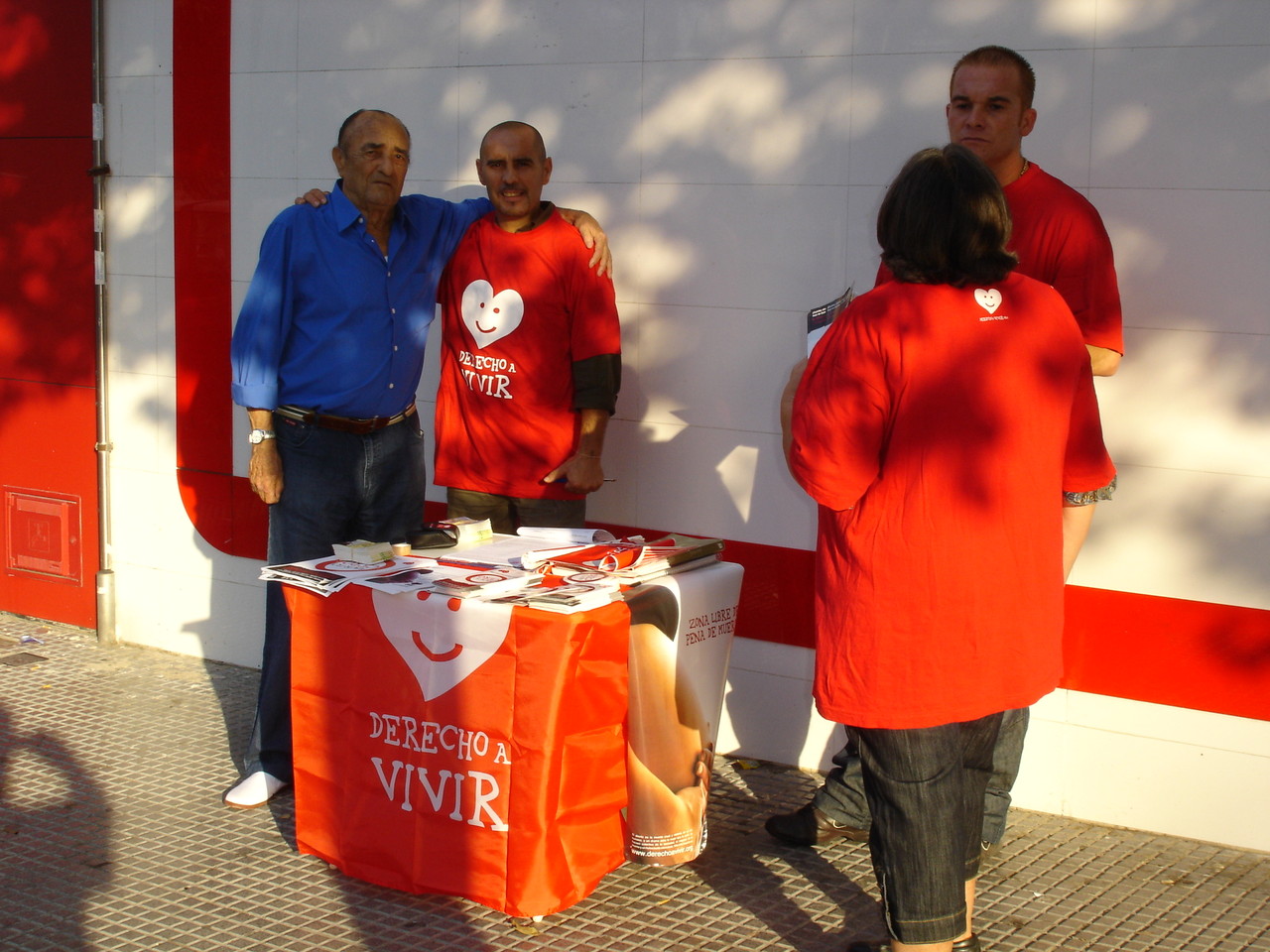 5-10-2.012, Recogida de firmas en contra del aborto.