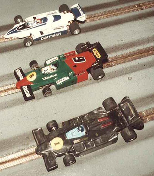 Formule 1 série 2 : Brabham Bernard Pons, Alfa-Roméo Dominique Bellenger, Lotus 79 JPS Patrick Cardin