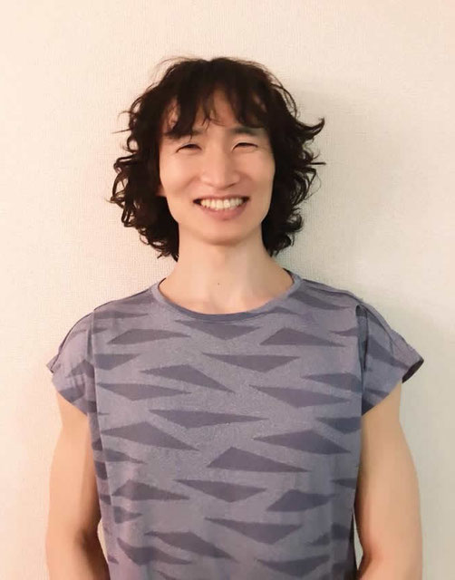 合田賢二ヒョニはじめてのアシュタンガヨガ、ハタヨガ ヴィンヤサフローヨガ GODA KENJI YOGAごうだけんじゴウダケンジ4