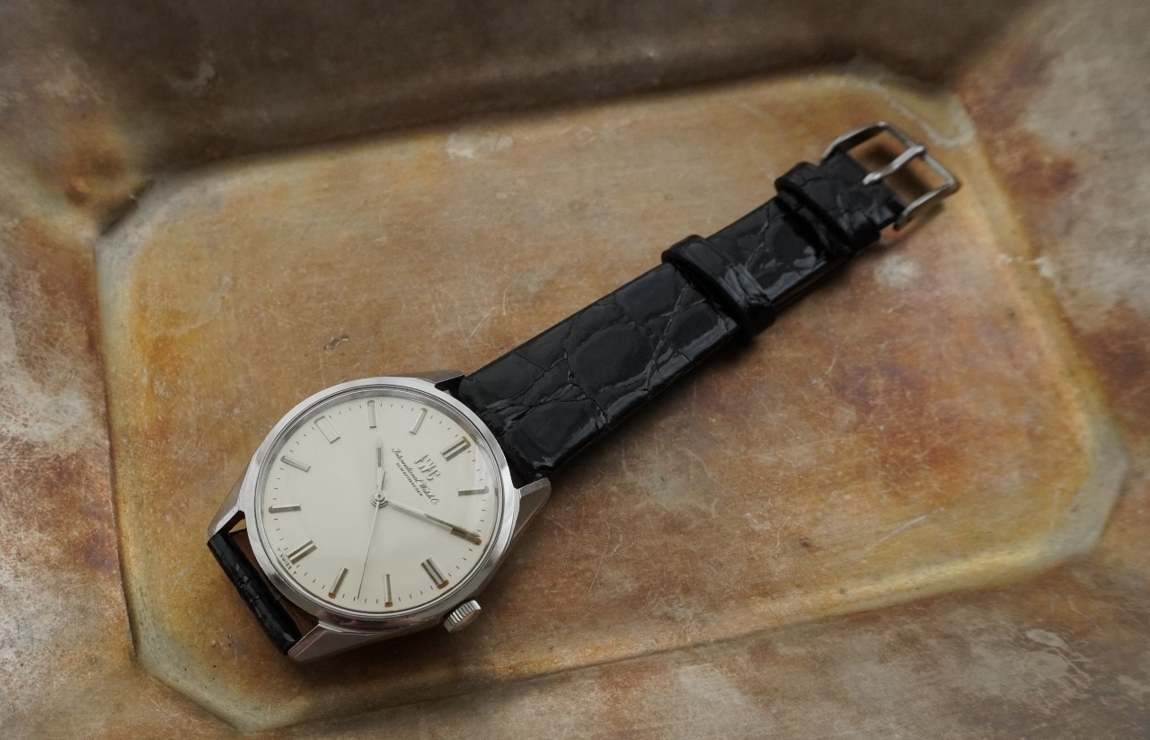 IWC 超希少 バットマンケース cal.89 魚リューズ 手巻きメンズ腕時計