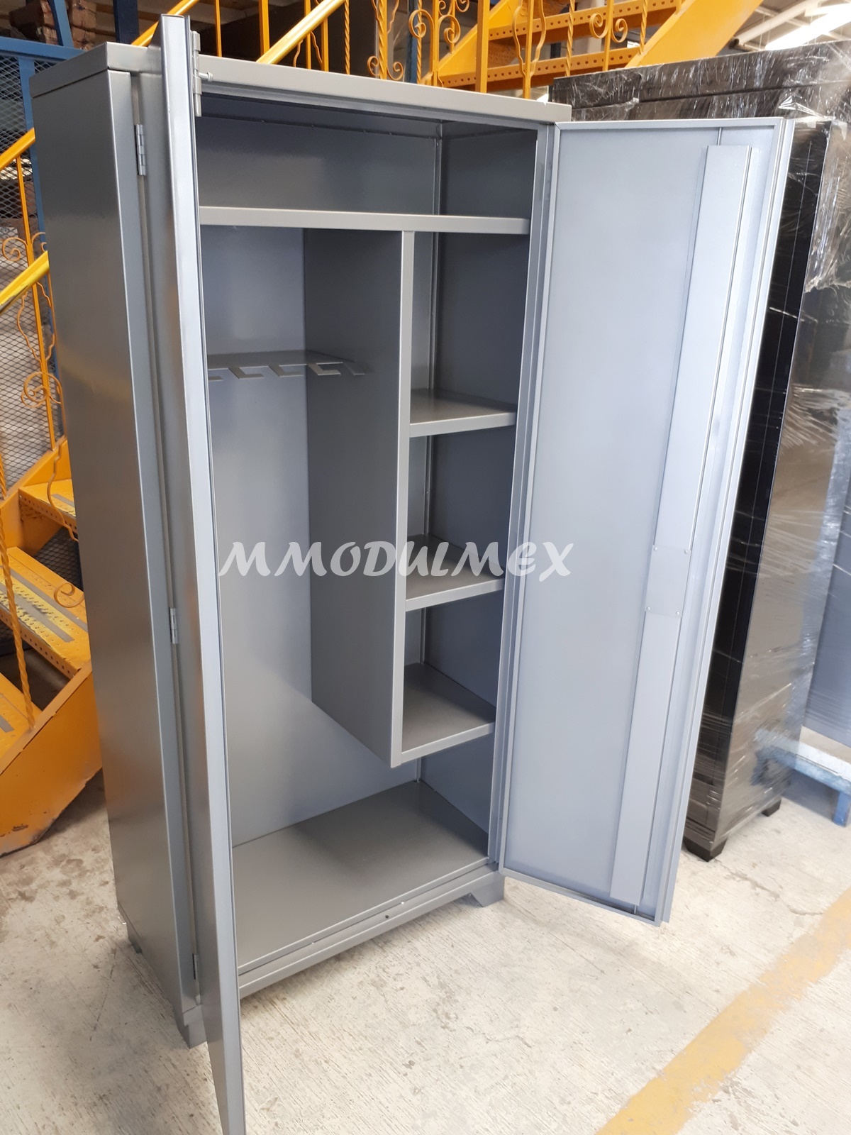 MUEBLES PARA TIENDA Y MINISUPER, MOBILIARIO, GÓNDOLAS, VITRINAS