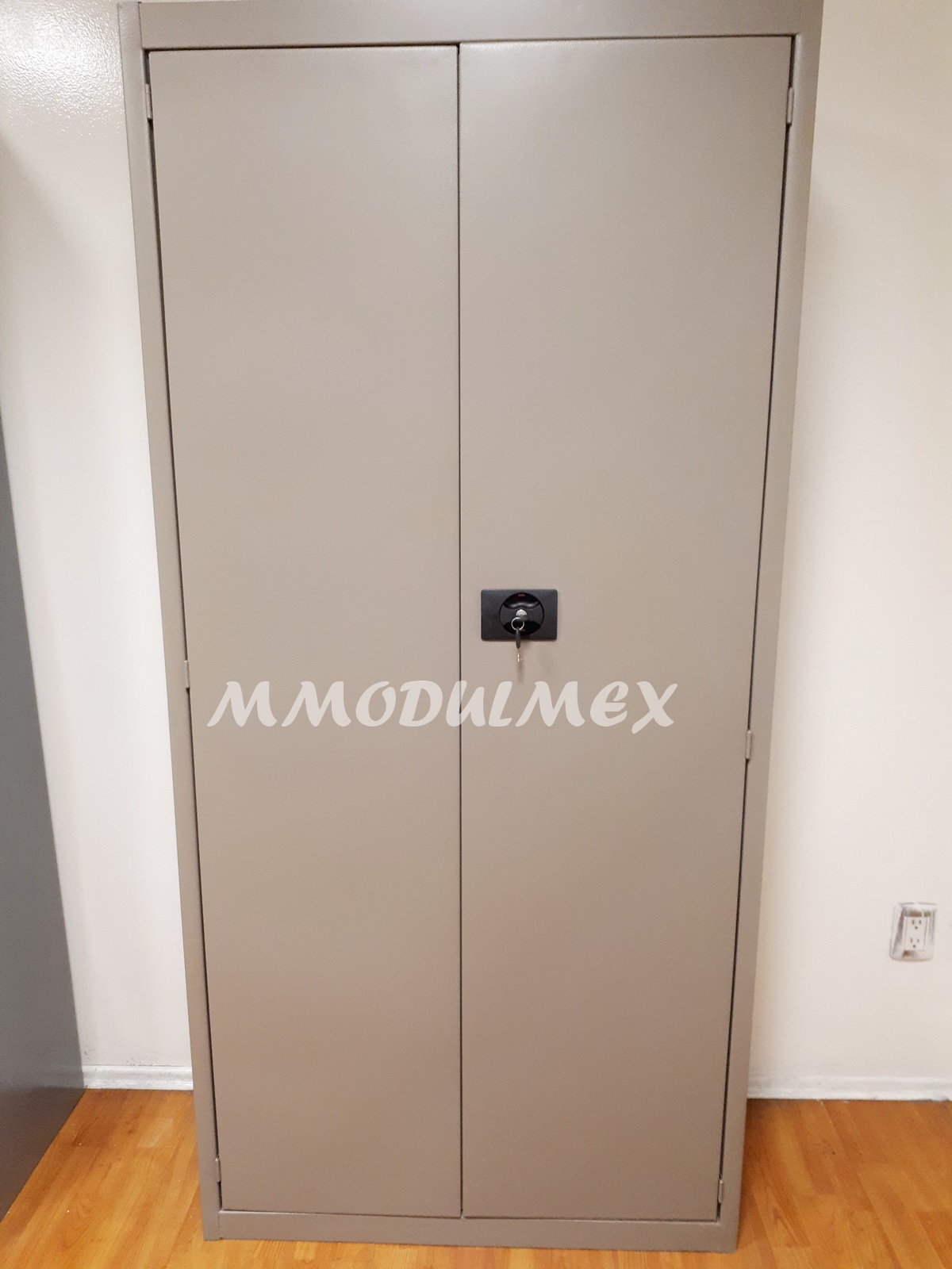 MUEBLES PARA TIENDA Y MINISUPER, MOBILIARIO, GÓNDOLAS, VITRINAS