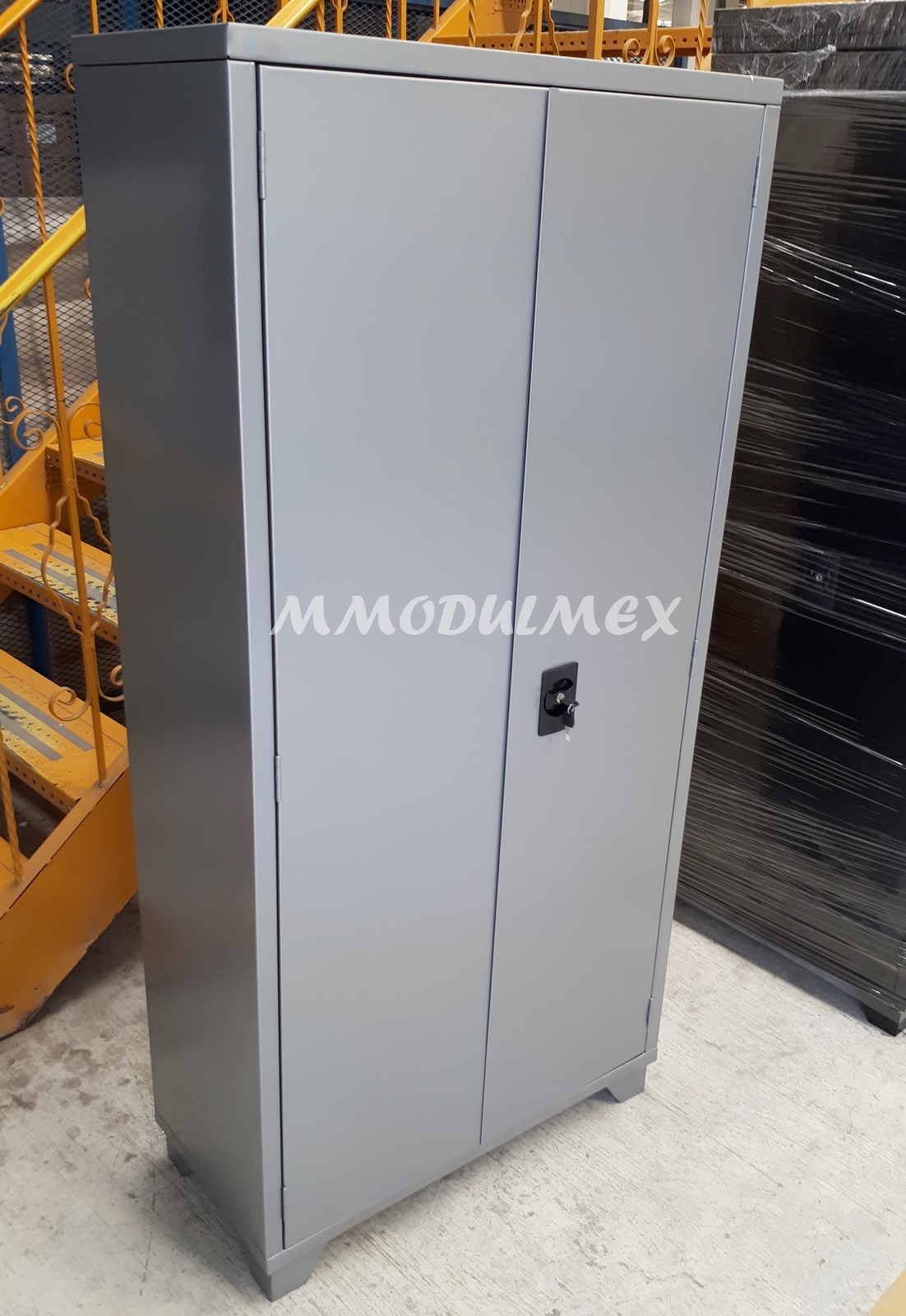 MUEBLES PARA TIENDA Y MINISUPER, MOBILIARIO, GÓNDOLAS, VITRINAS