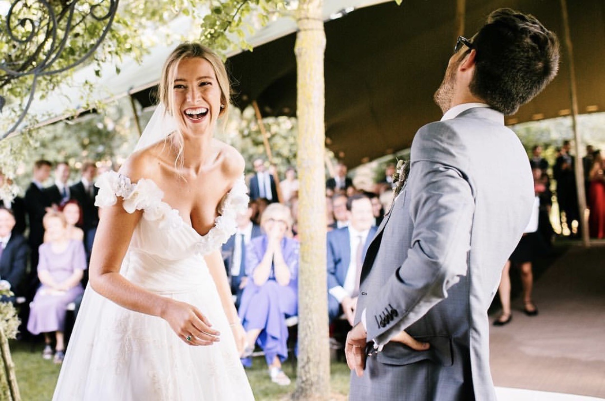 Imagen gratis: hombres, ceremonia de, matrimonio, boda, socios, hombre,  novio, personas, negocios, adentro, image size:1242x824