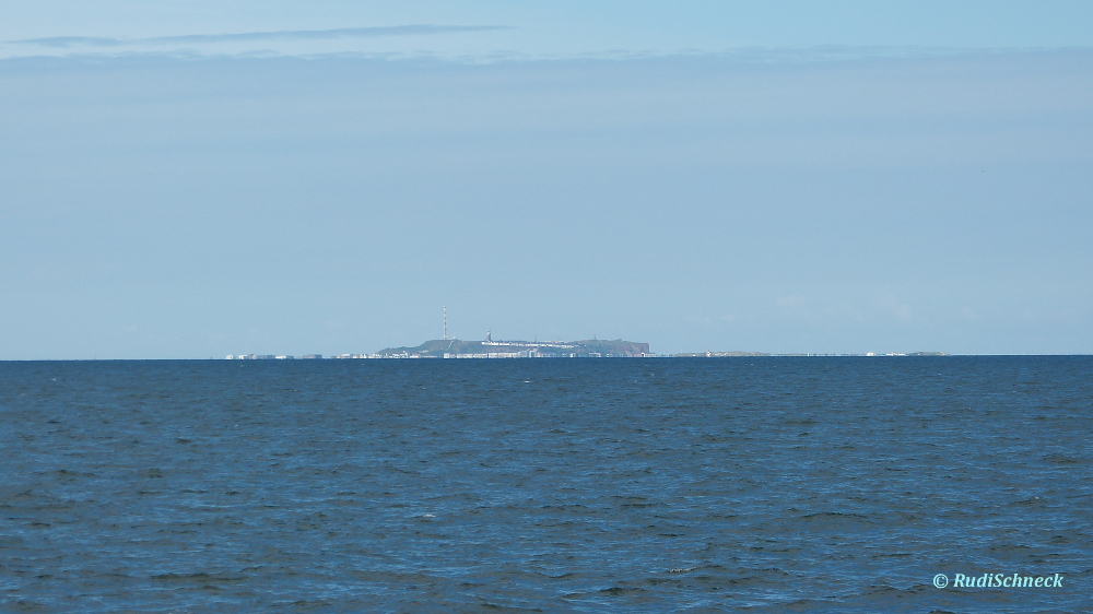 noch weit weg: Helgoland