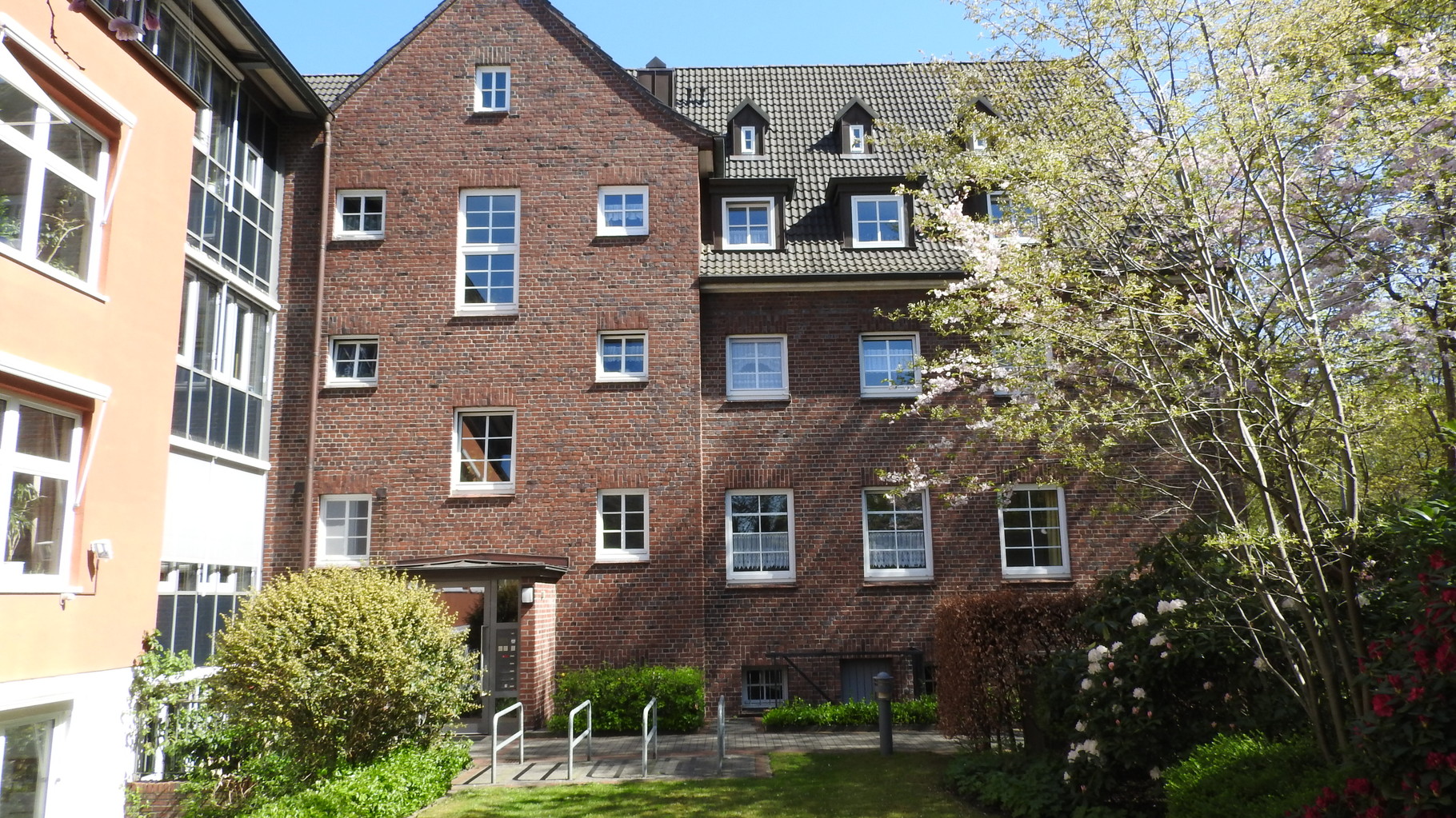 Seniorengerechtes Wohnen im "Altes Rathaus Garstedt" / Sozialwerk Norderstedt e.V.