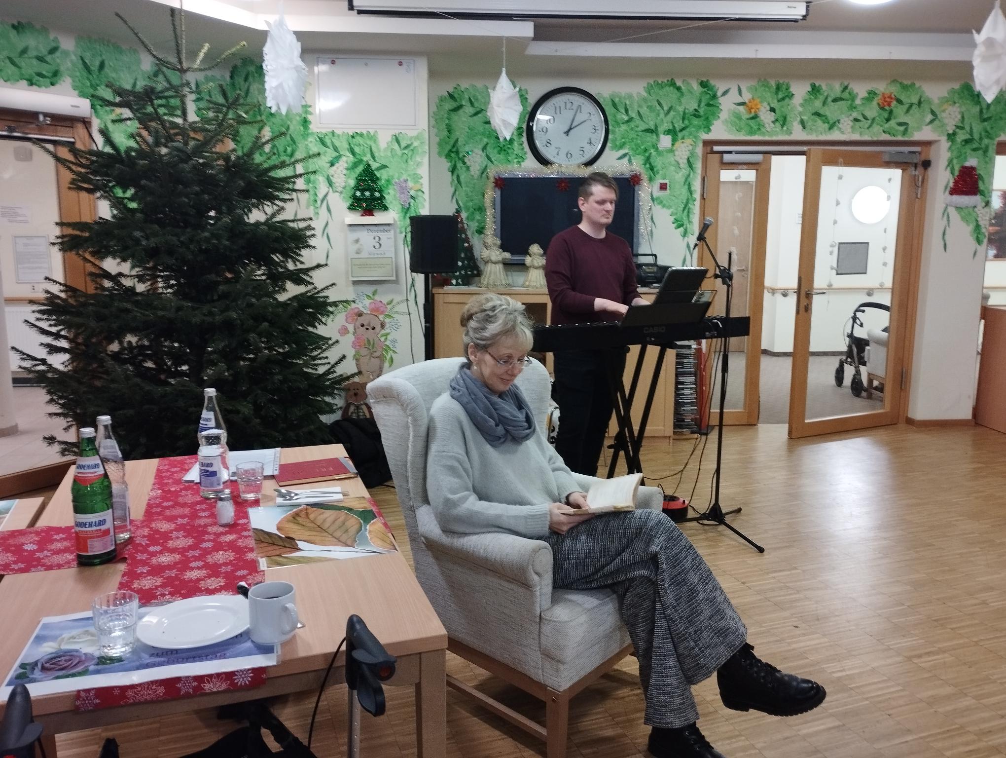 Weihnachtsaktion der OAG Norderstedt am 03.12.2025 in der Alloheim Senioren-Residenz  "Zum Steertpogg"