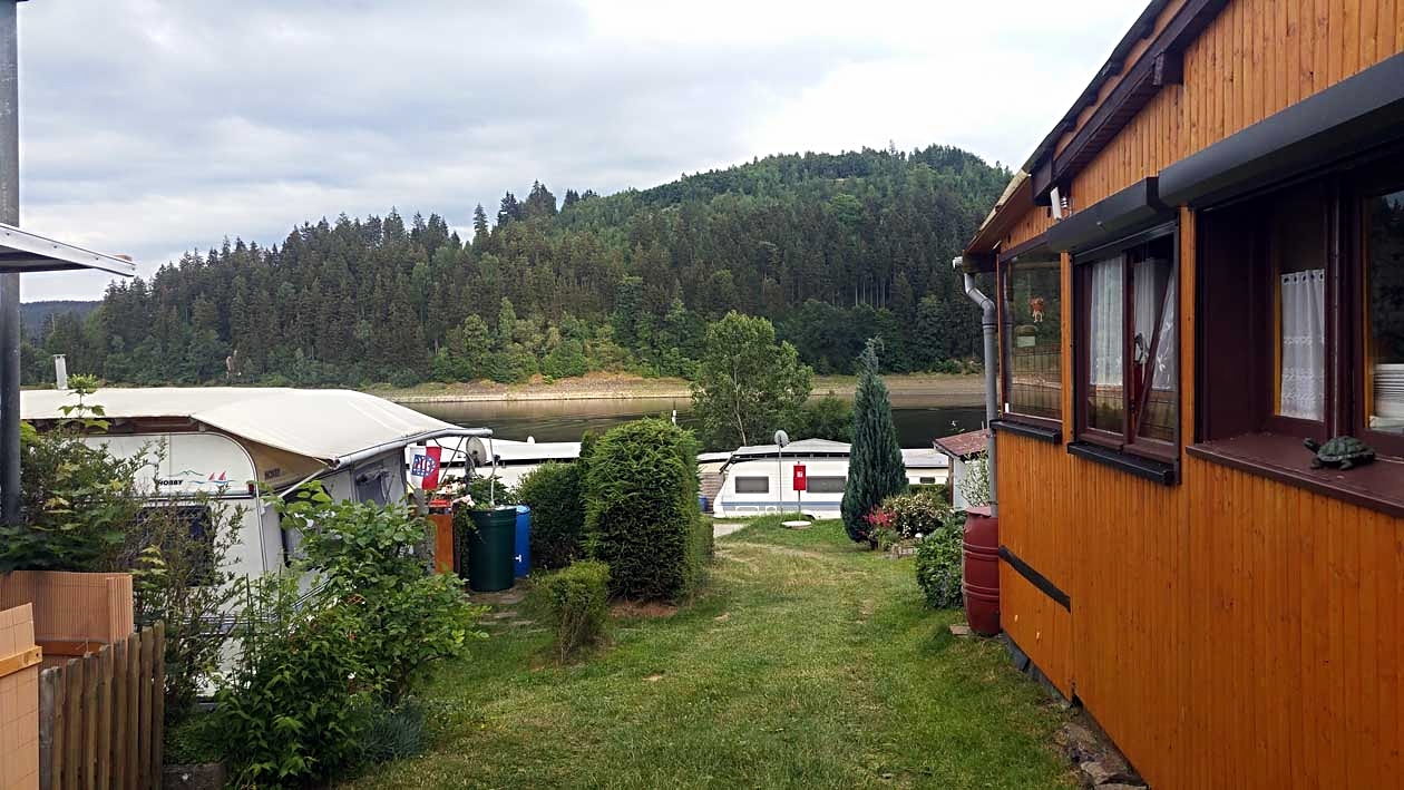 Dauercamper-Idylle auf dem Campingplatz