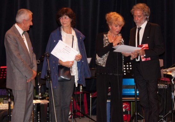 Remise du Prix Animalier par Wadis De Donker et J.J. Lascaux (Artistes et membres de B.A.I.) -Bondy