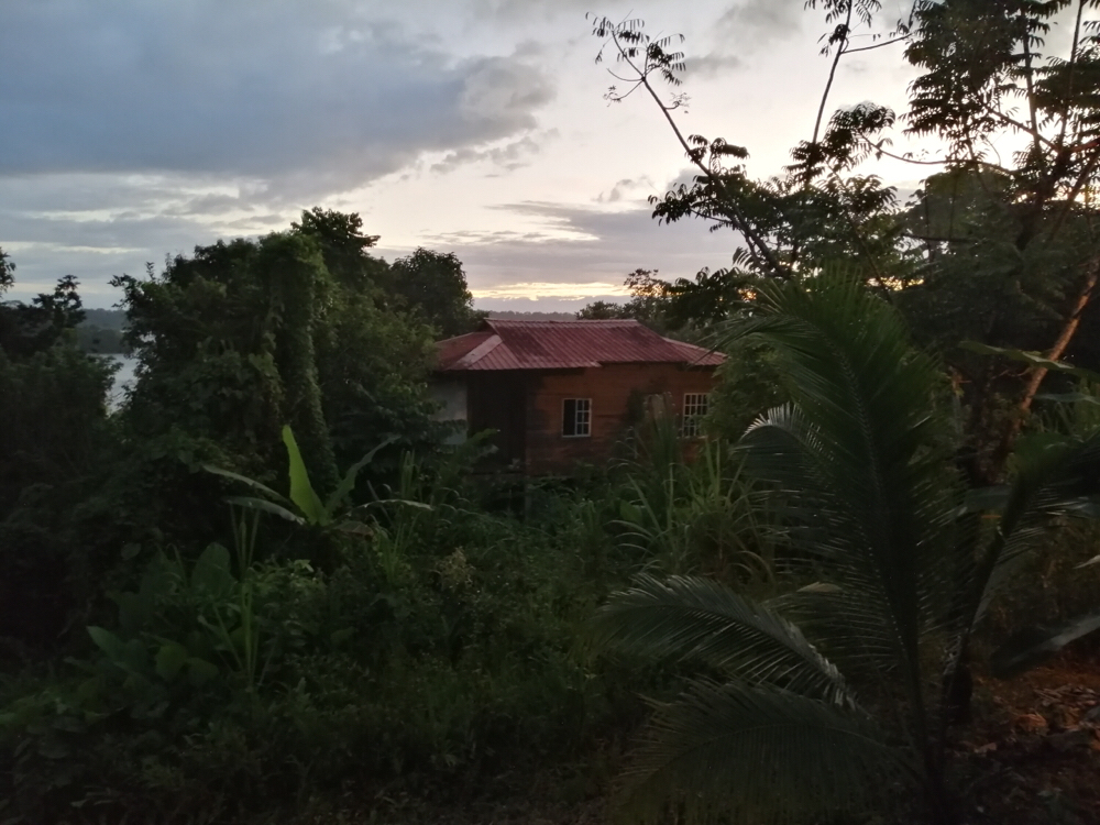 Blick von unserer cabaña auf den Bocas del Toro