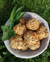 Weckle aus Wildkräutern