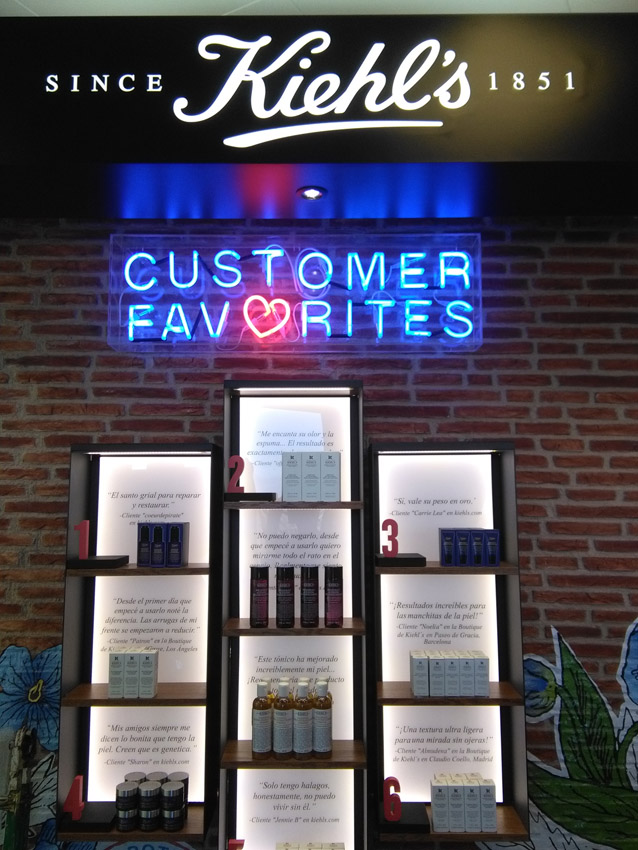 Scritta lettere luminose Kiehl's Maspalomas