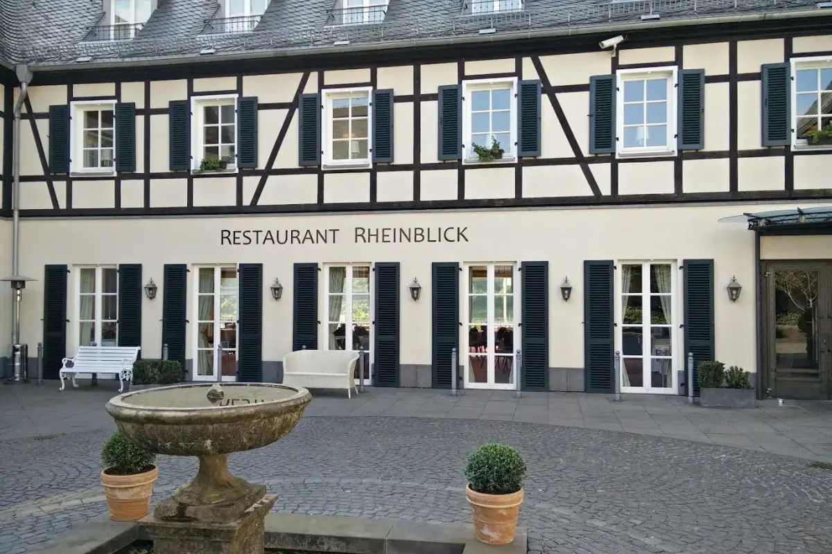 Hotel Schulz (Hofansicht nach Wiederaufbau) - 2026