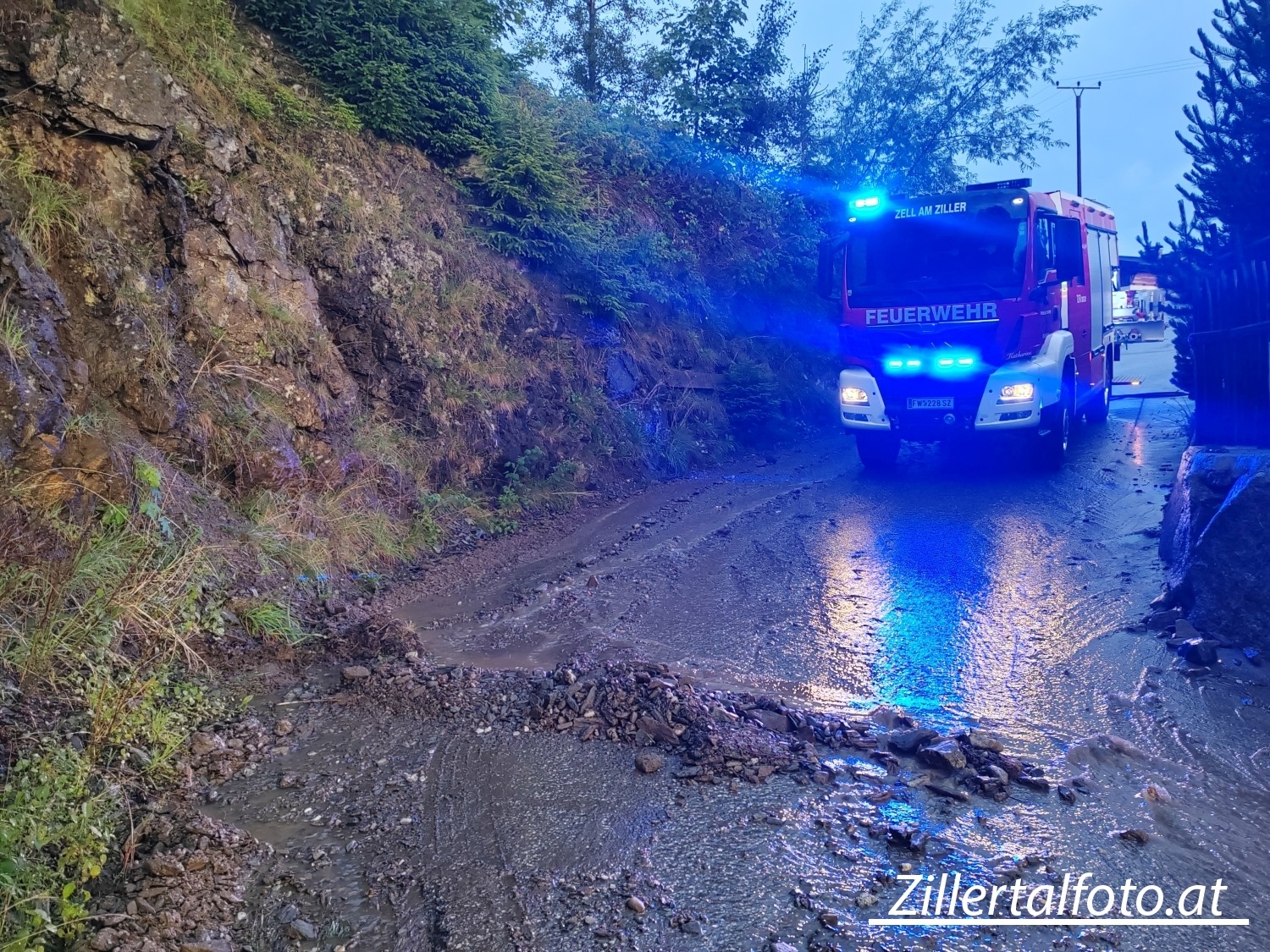 Mehrere Einsätze nach Unwetterfront über Zell am Ziller