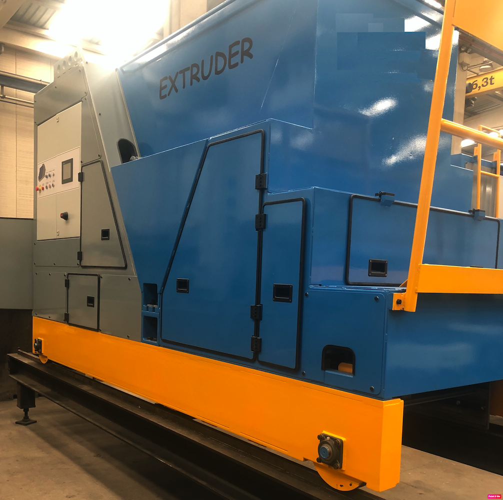 Extruder for hollow core slabs Precast Concrete Machinery