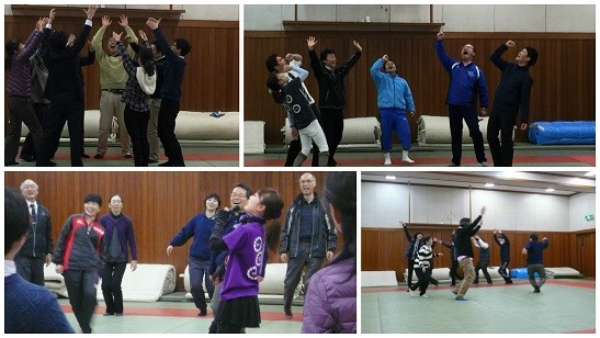千葉県立流山おおたかの森高校教職員向け研修で笑いヨガ(*^O^*)♪