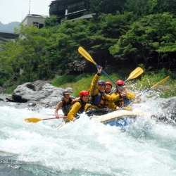 奥多摩ラフティングの6月中旬の水量 （イメージ）