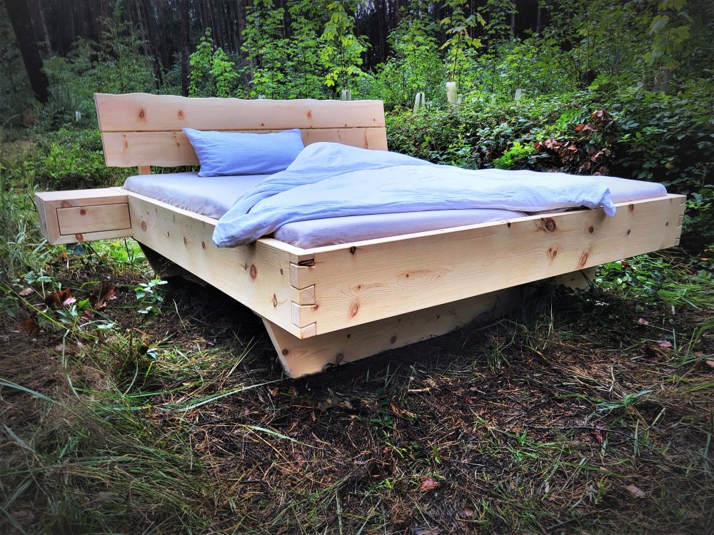 Zirbenbett 160x200cm Modell "Schwebebett"