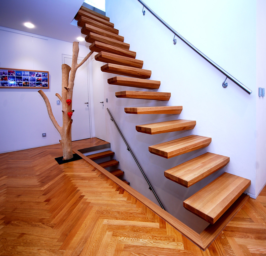 Holztreppen Eiche - Bucher Treppen - Das Original