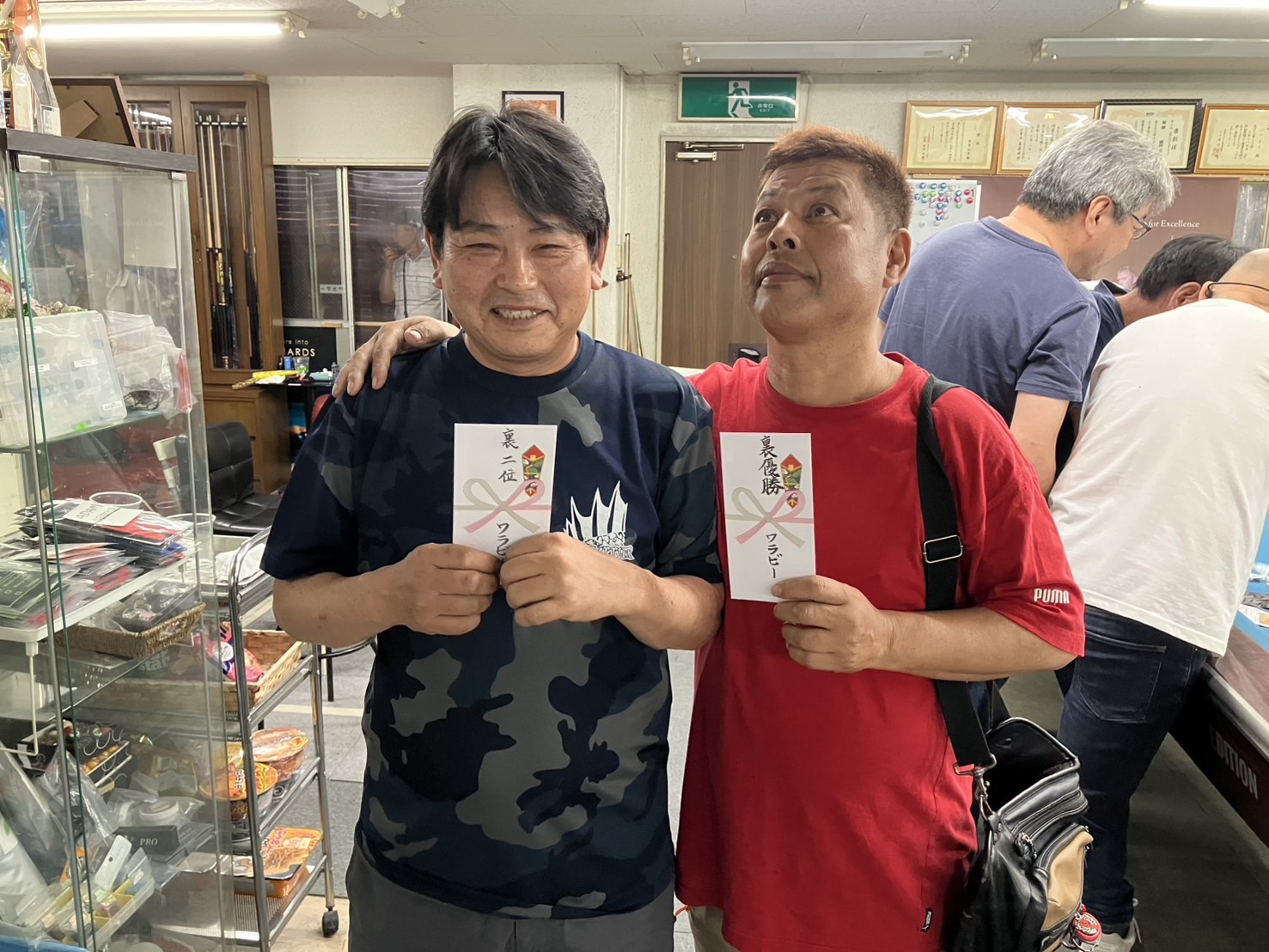 穴水氏(裏2) 山口氏(裏1)