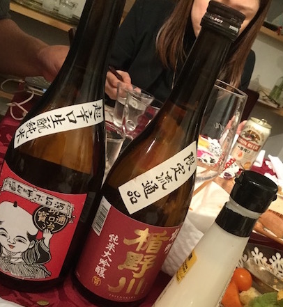 山形県鶴岡市のメンバーからの美味しいお酒の差し入れ!