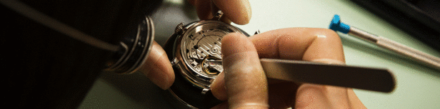 <img src="rolex.jpg" alt="ロレックス高級時計オーバーホール" />