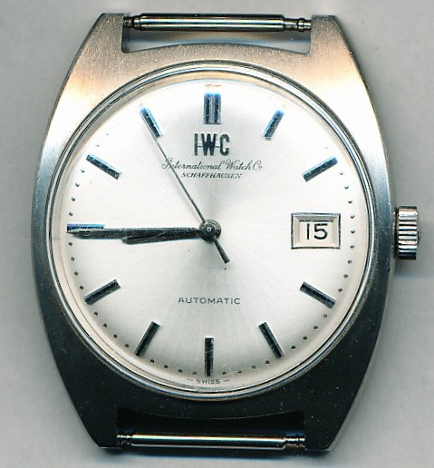 IWC オールドインター デイト（Cal.C.8541/１９６０年代/アンティーク）　オーバーホール・パッキン交換・機止めネジ交換・歯車調整を承らせて頂きました