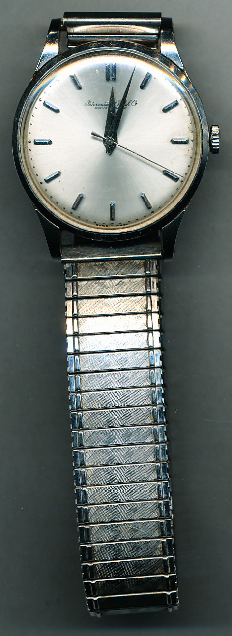IWC オールドインター （Cal.C89/1950年代/アンティーク）　オーバーホール・パッキン交換・歯車調整を承らせて頂きました
