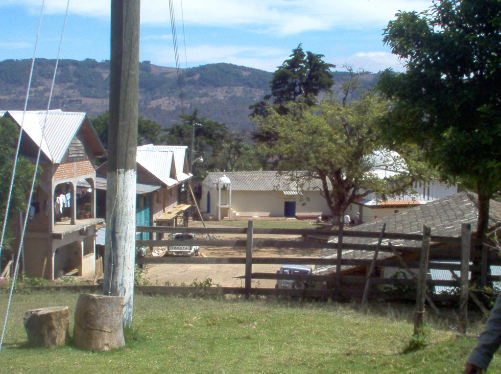 Dorfplatz von Nahuaterique
