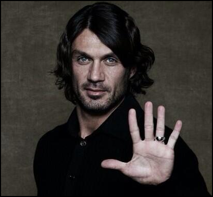 Après cinq ans d'absence, Maldini pourrait faire son retour à l'AC Milan cet été