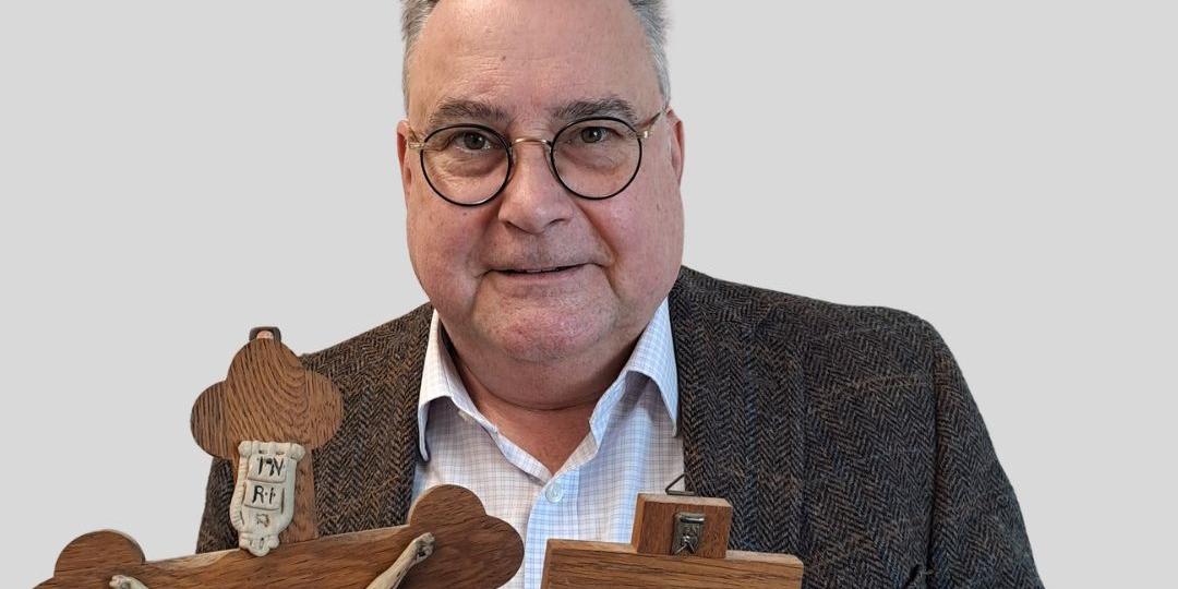 Der Dekan des Pastoralen Raums Sankt Goar, Joachim Fey, hat eine Kunstaktion initiiert. © Pastoraler Raum Sankt Goar/Tobias Petry